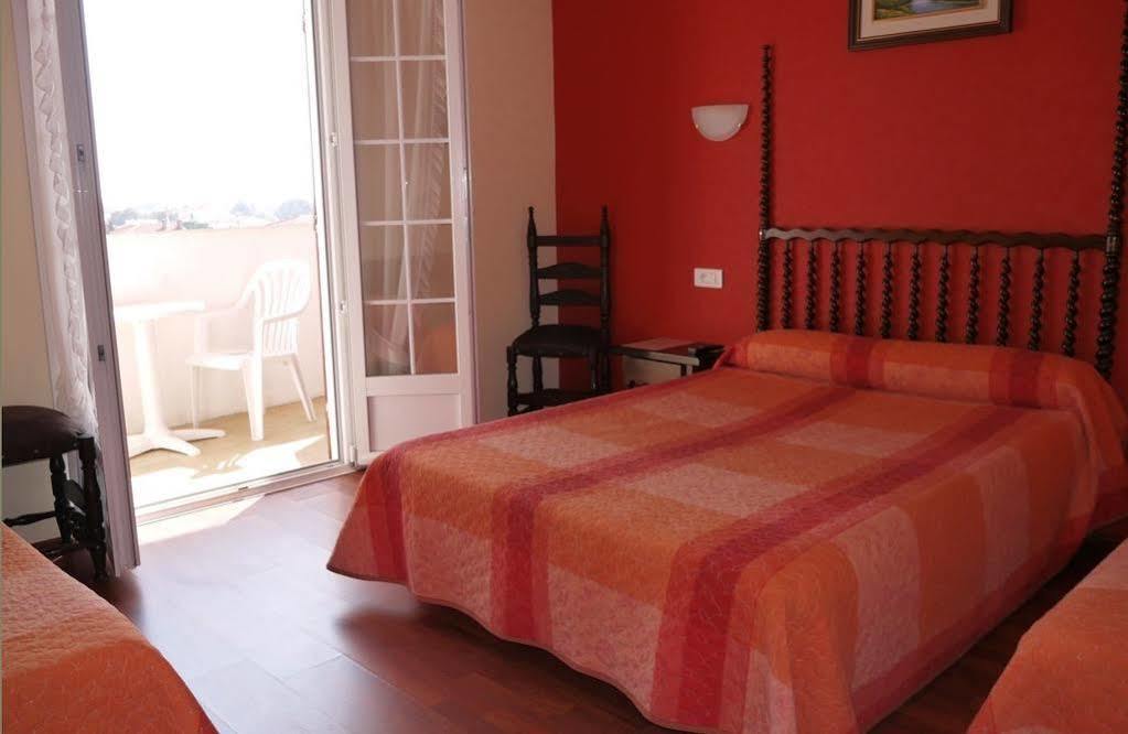 Hotel Le Belvedere Saint-Cyprien  Exterior foto